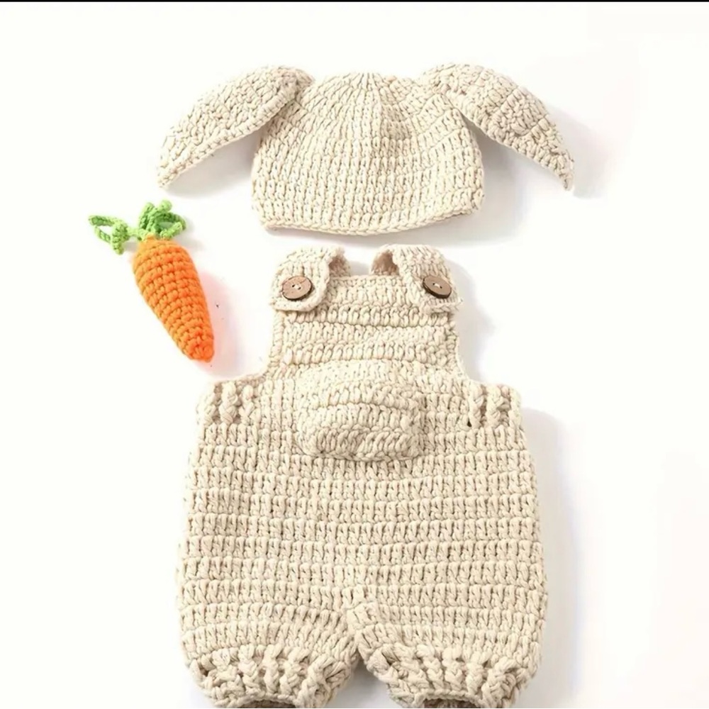New Bunny Infant Photo Shoot Set with Carrot